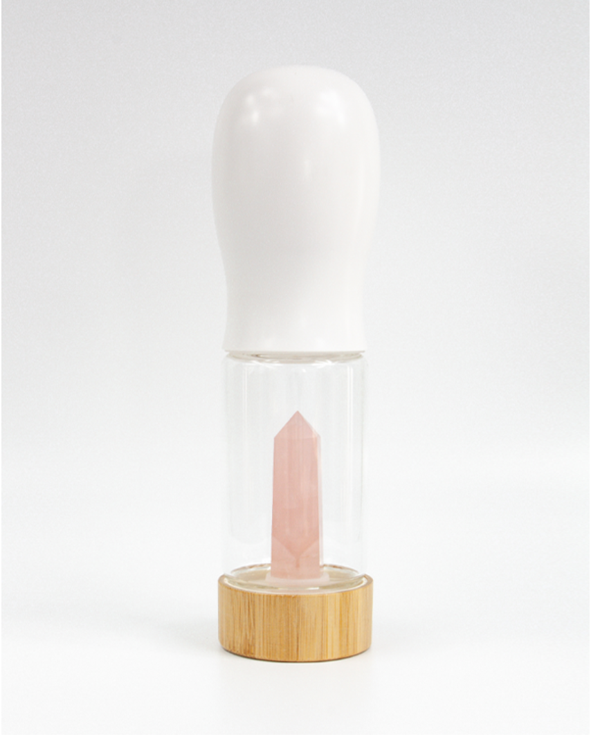 Hundetrinkflasche mit Rosenquarzkristall